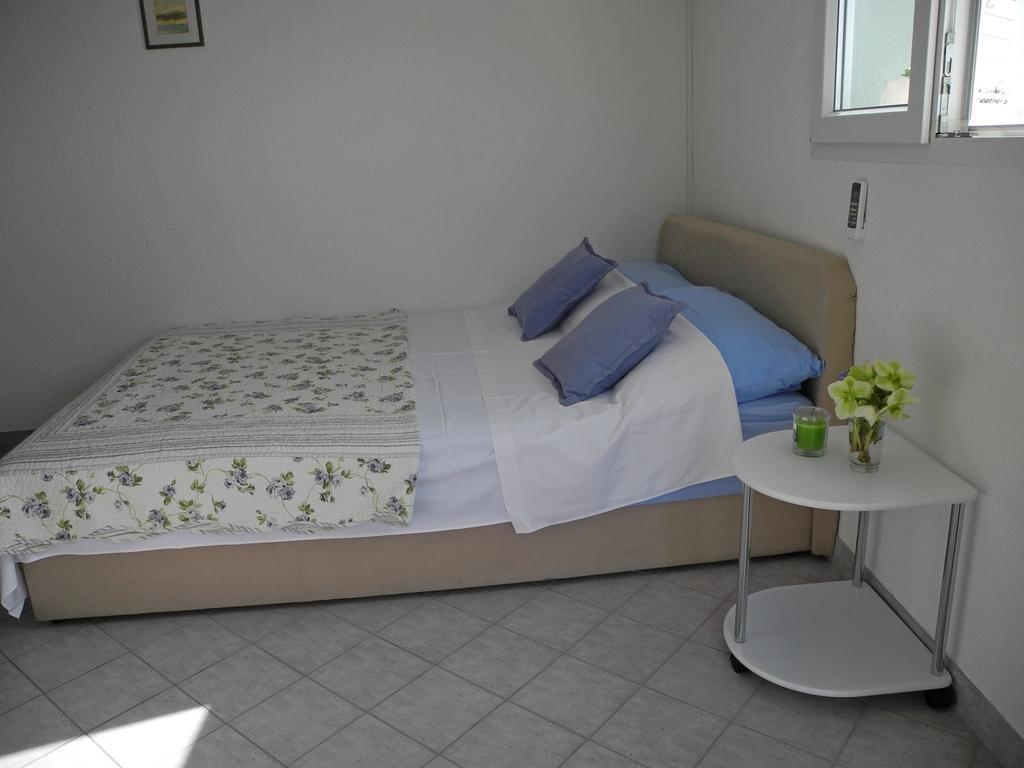 Apartments & Room Paula Stobreč 外观 照片