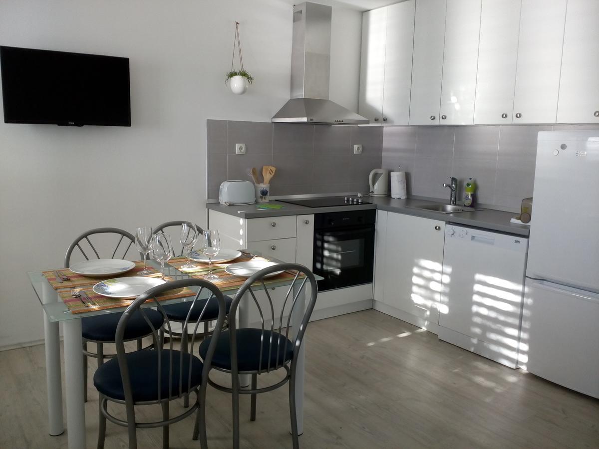 Apartments & Room Paula Stobreč 外观 照片