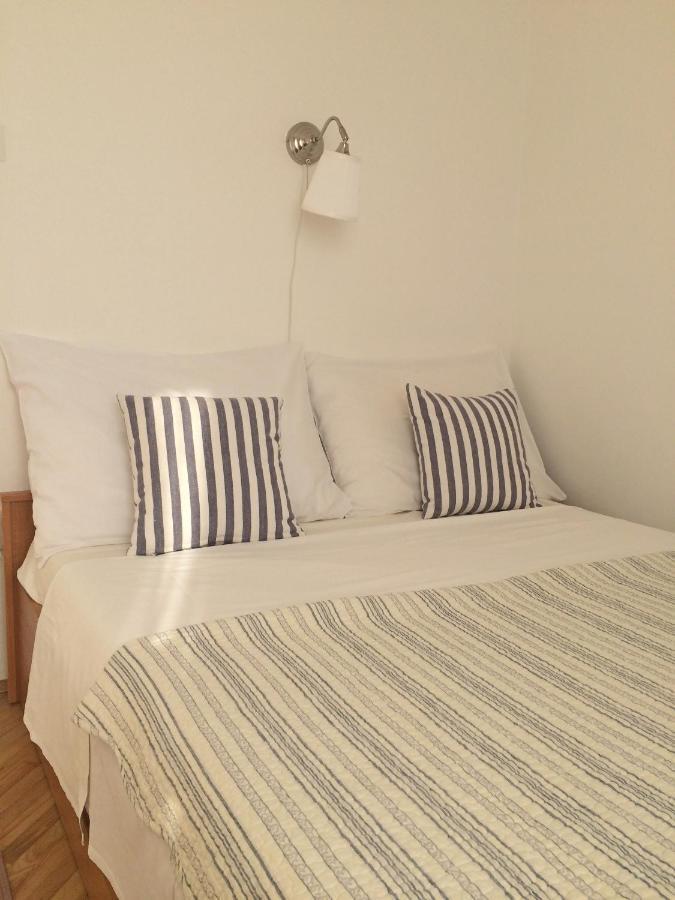 Apartments & Room Paula Stobreč 外观 照片